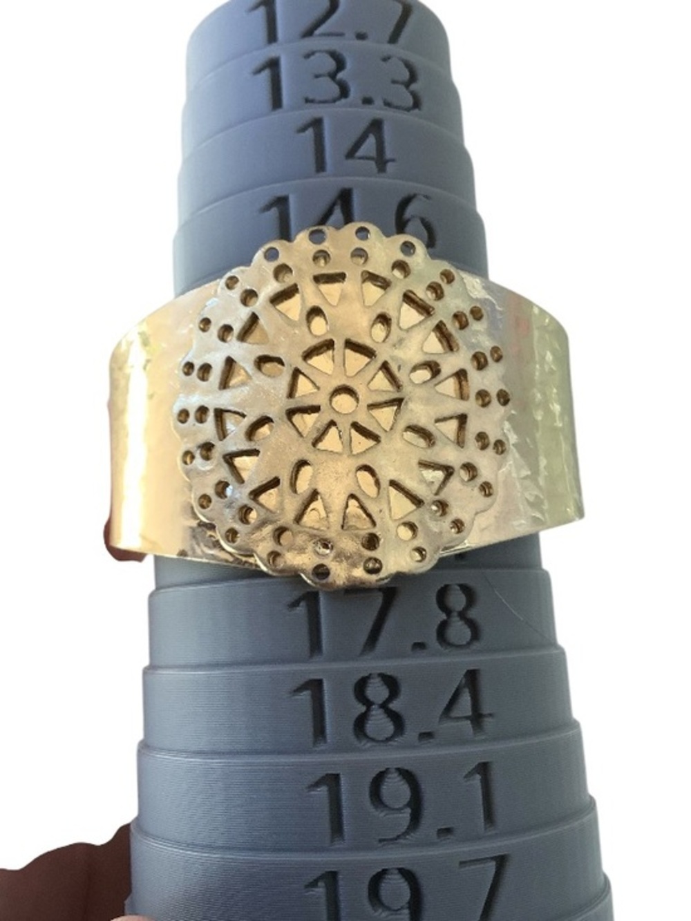 NWOT gold plated cuff bracelet